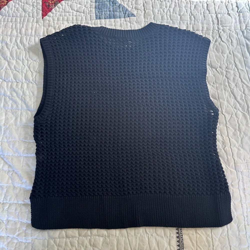 Abercrombie & Fitch Sweater Vest View 3